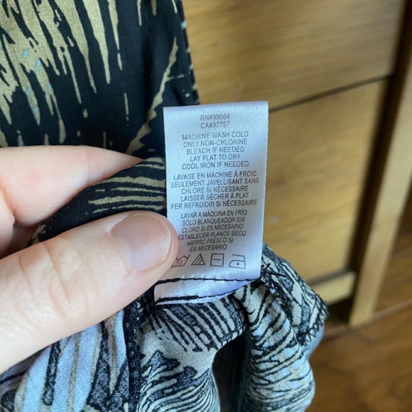 RVCA Women's Black Palm Leaf Print Sleeve-Less Dress Size Small - Picture 6 of 6